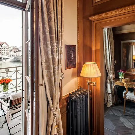 Grand Les Trois Rois 5* Basel