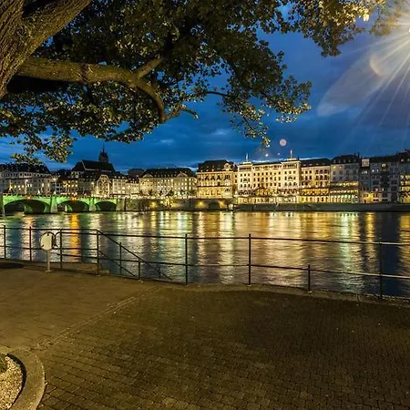Grand Les Trois Rois Hotel Basel
